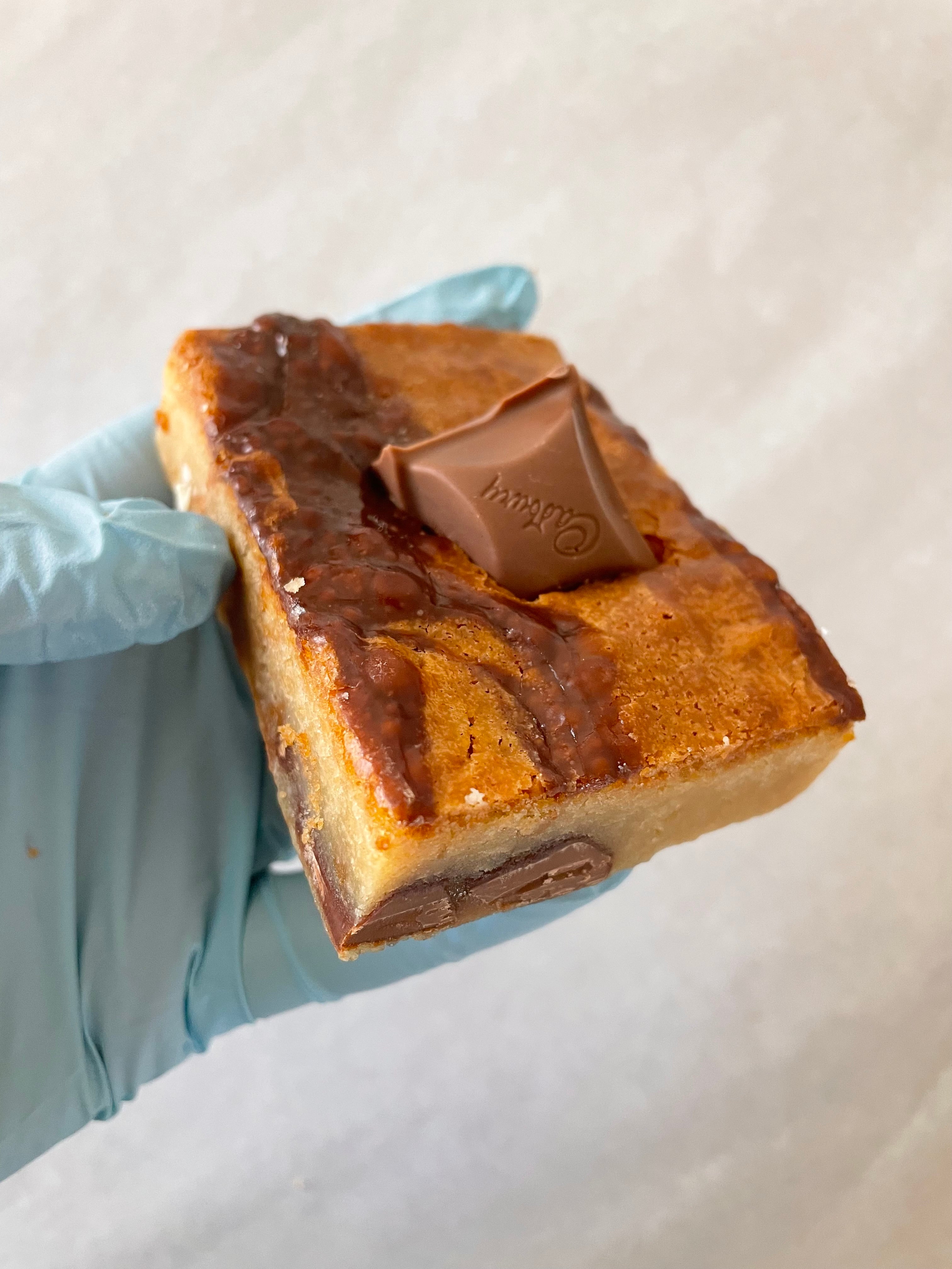 Cadbury's Caramel Blondie slice