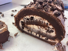 Load image into Gallery viewer, Oreo brownie log slices
